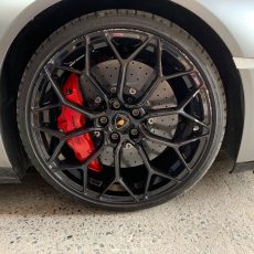 Lamborghini Huracan Scratched Wheel Dubai UAERepair